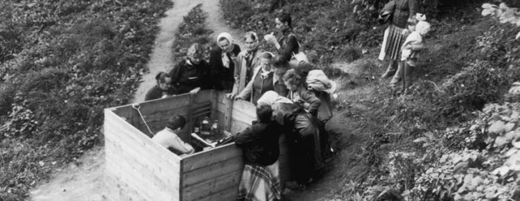 “Memories of Kyiv-Pechersk Lavra” photo project Revival of monastic life in Kyiv-Pechersk Lavra in the 1980s зображення 4