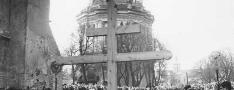 “Memories of Kyiv-Pechersk Lavra” photo project Revival of monastic life in Kyiv-Pechersk Lavra in the 1980s зображення 11