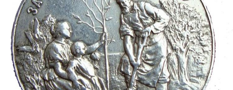 Велика Срібна медаль Імператорського російського товариства плодівництва «За труды по плодоводству» була дуже подібною до великої Золотої медалі