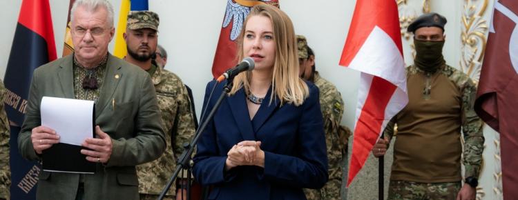 «Орша 1514. Пліч-о-пліч перемагаємо»: у Лаврі представили хоругви-символи історичної перемоги зображення 16