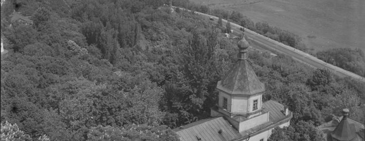 Пропонуємо до вашої уваги черговий випуск фотопроєкту «На згадку про Києво-Печерську лавру» зображення 13