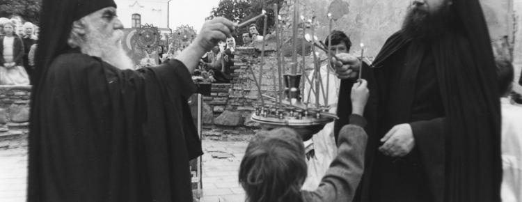 “Memories of Kyiv-Pechersk Lavra” photo project Revival of monastic life in Kyiv-Pechersk Lavra in the 1980s зображення 14