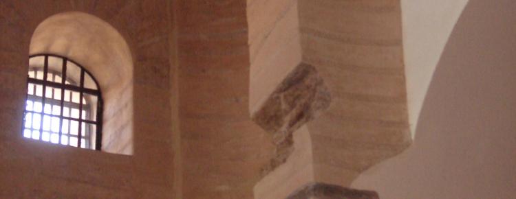 Інтер’єр церкви. боковий приділ