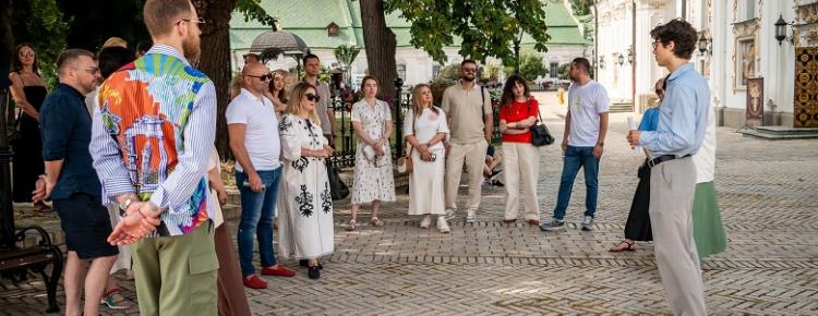 Випускники Могилянської бізнес-школи втретє пройшли шляхом посвяти у Лаврі зображення 3