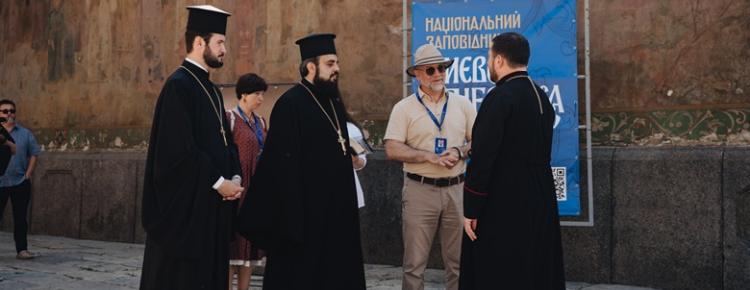 Кардинал Микола Бичок оглянув Успенський собор і Дальні печери Києво-Печерської лаври зображення 4