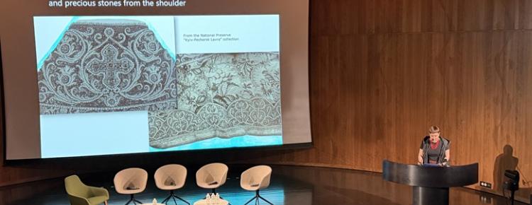 Анна Яненко представила у V&A дослідження про радянський продаж української культурної спадщини зображення 1