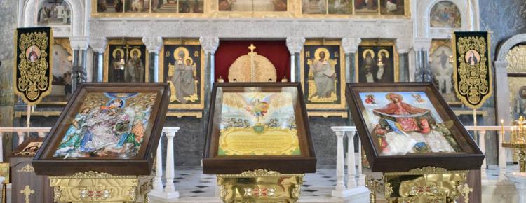 Військові ікони для ЗСУ: у Лаврі освятили і передали нові образи зображення 1